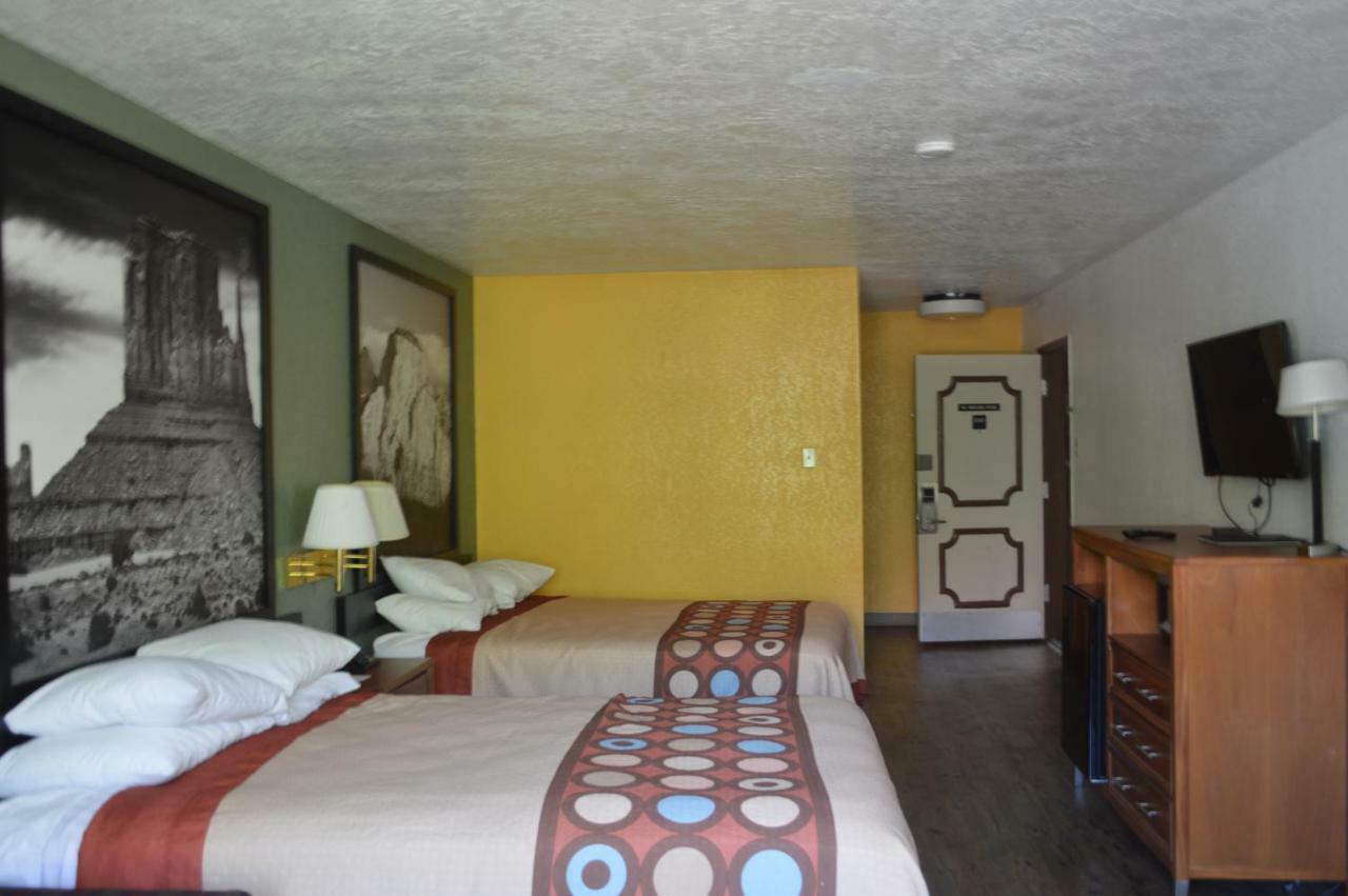 Super 8 By Wyndham St. George Ut Motel Buitenkant foto
